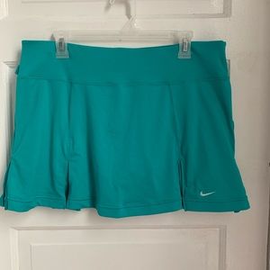 Nike skort